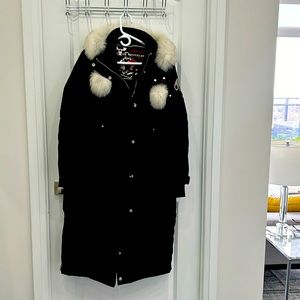 Moose Knuckles- Original Stirling Parka With Neoshear Details